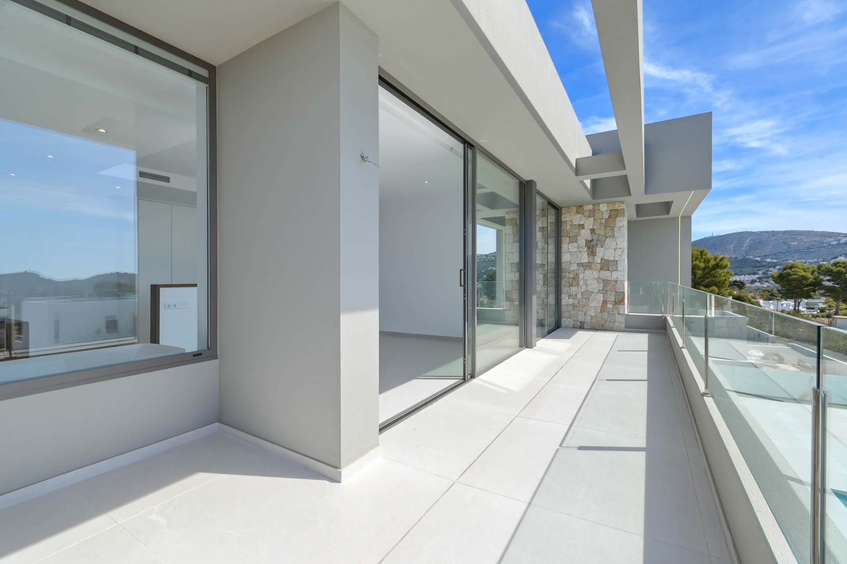 Unieke moderne luxe villa met uitzicht op zee Moraira